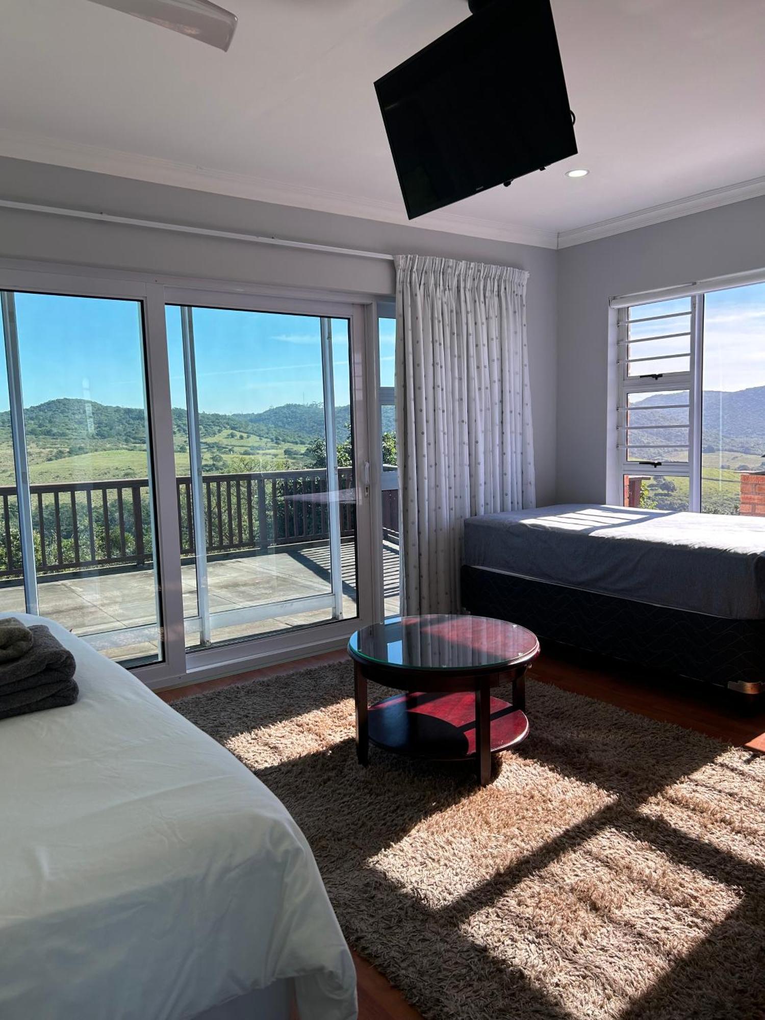 Sky Holiday House Ист-Лондон Экстерьер фото